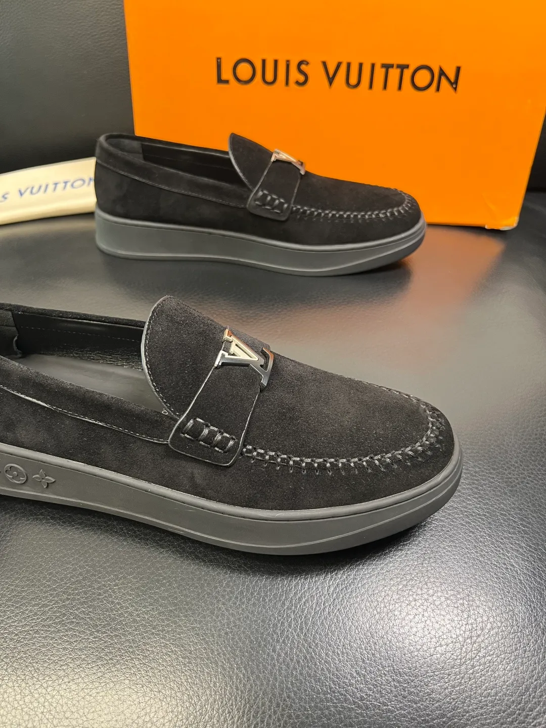 Men's shoes 💰740 Lv high quality top crafts Louis Vuitton, sports sneakers counter synchronization, uppers imported from Italy, high-quality splicing colorful complex crafts, imported mesh pads soft and comfortable, soles: original soles specially provided by the original factory, T men's shoes 💰U exclusive movable molded soles super comfortable, original factory single goods, code number 38-44 (customized 45)